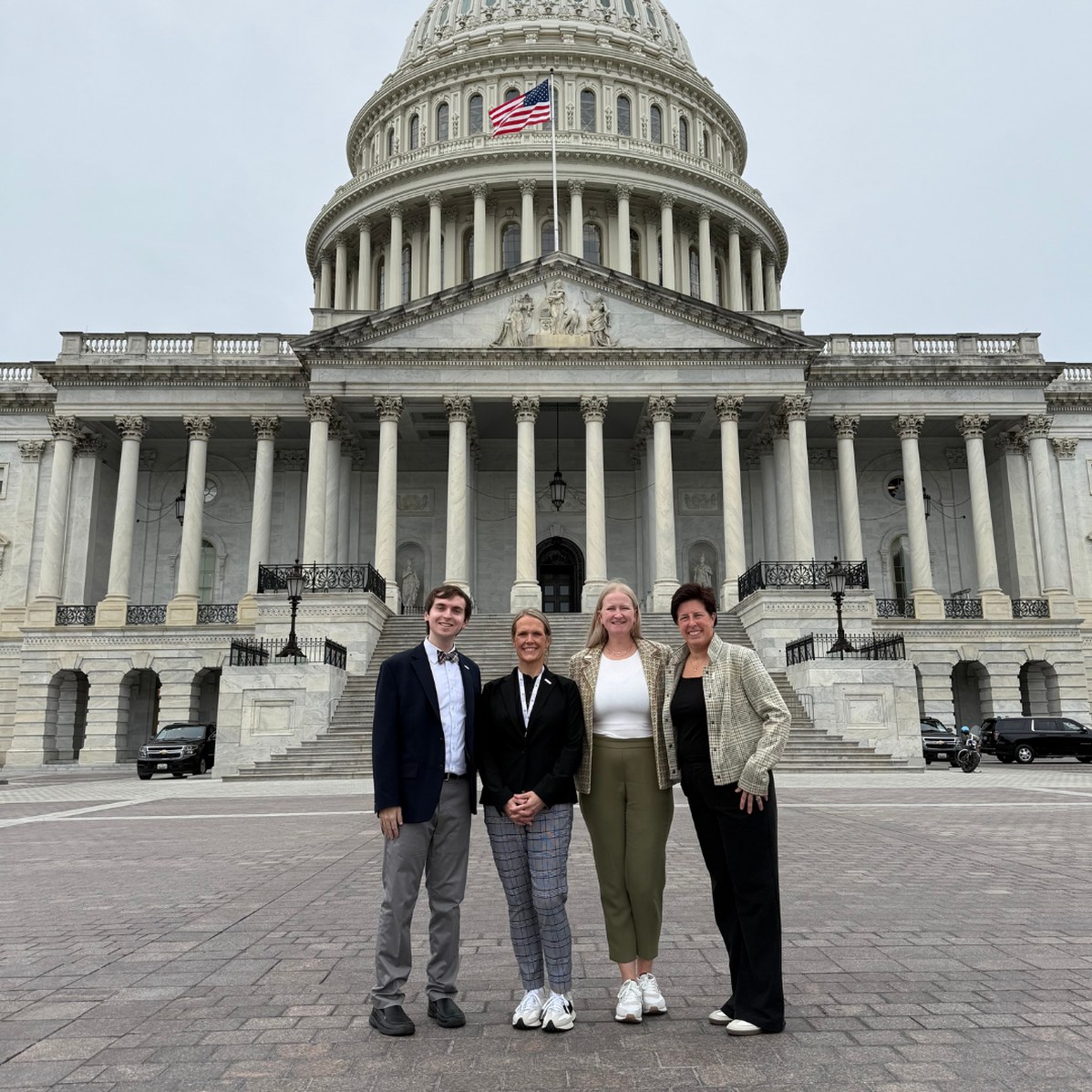 Hill Day volunteers on the Capitol