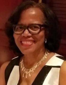 Lisa Dutton headshot